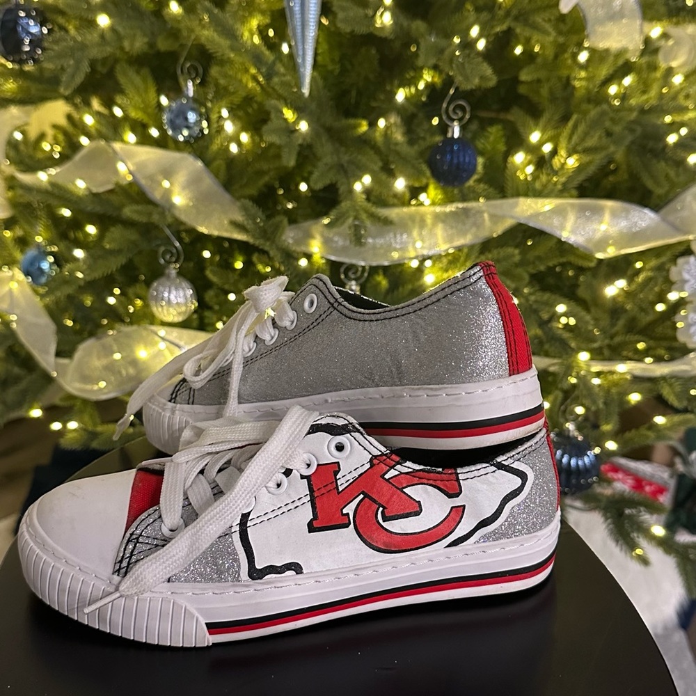 Women’s Kansas City Chiefs sneakers